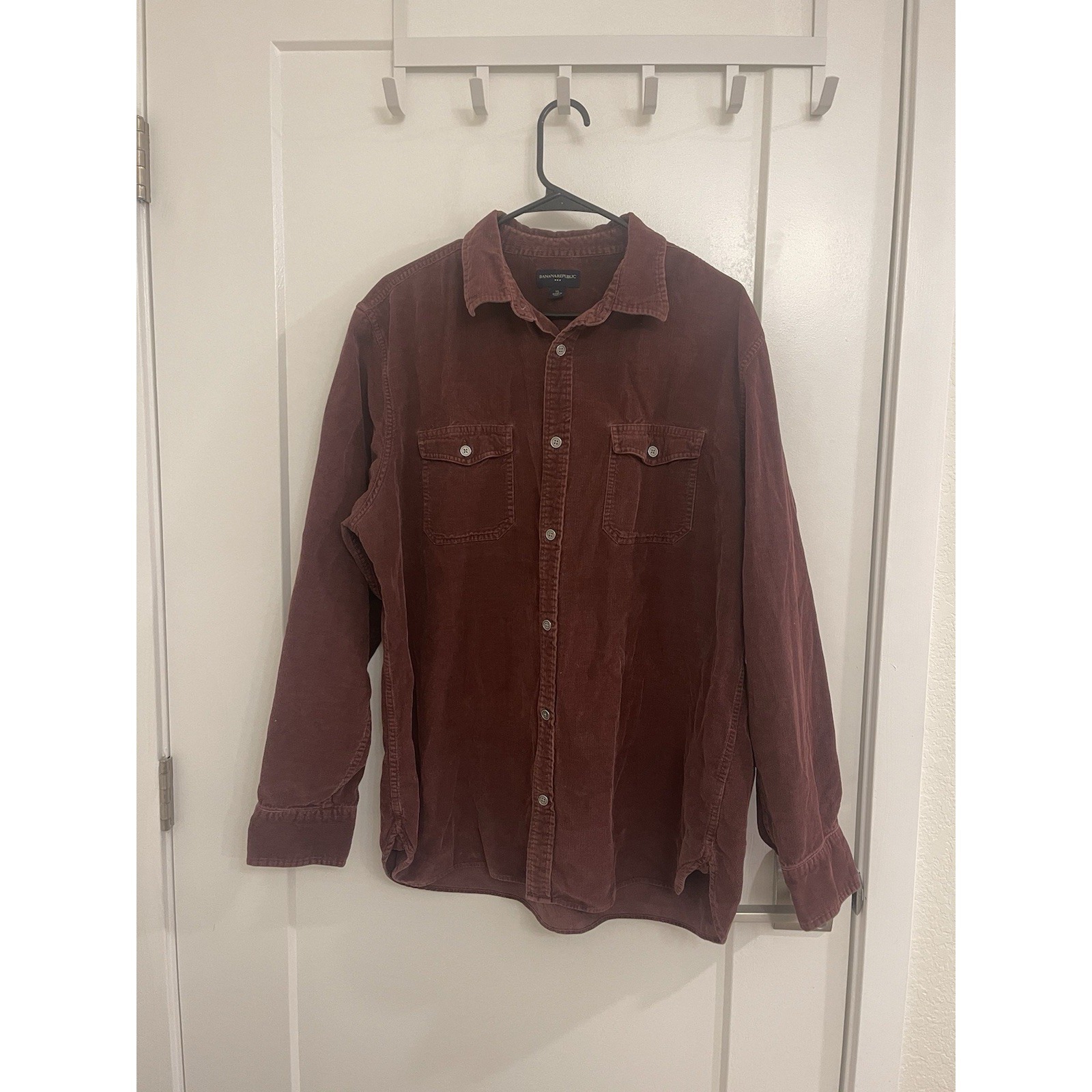 Banana Republic Men's Corduroy Burgundy Button Up Christmas Holiday Preppy